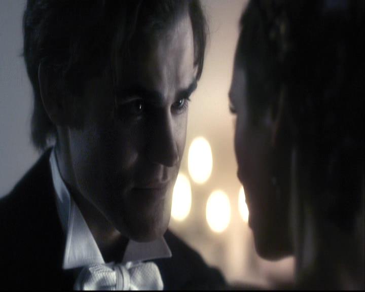 VampireDiariesWorld-dot-org_2x04MemoryLane0913.jpg