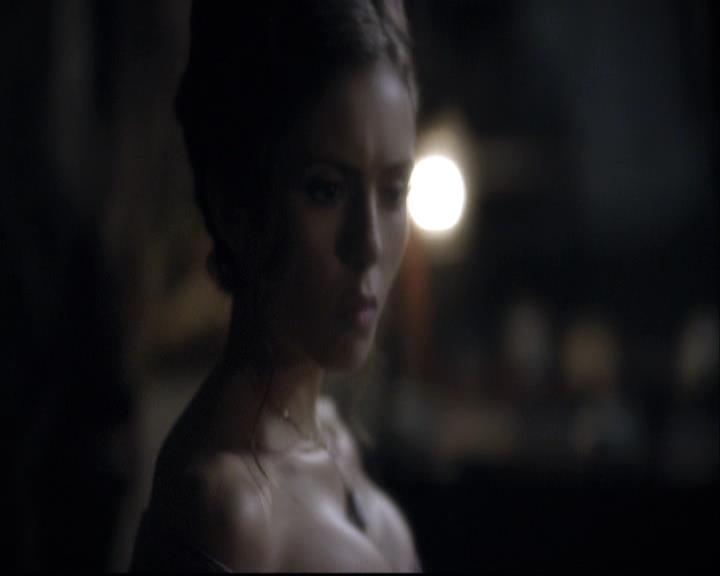 VampireDiariesWorld-dot-org_2x04MemoryLane0945.jpg