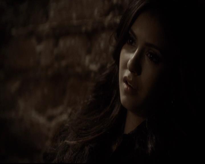 VampireDiariesWorld-dot-org_2x04MemoryLane1090.jpg