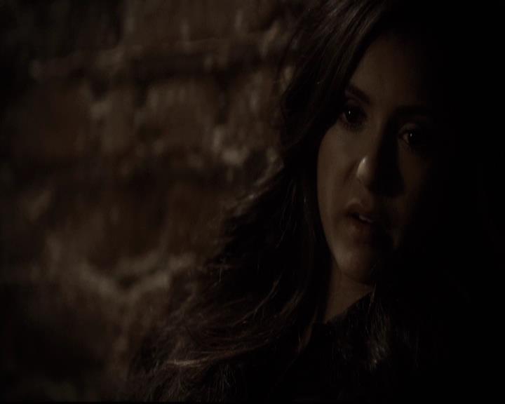 VampireDiariesWorld-dot-org_2x04MemoryLane1101.jpg