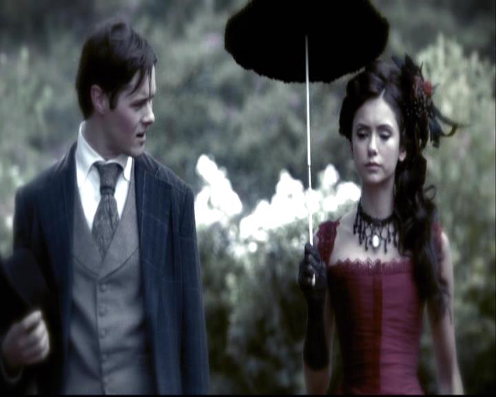 VampireDiariesWorld-dot-org_2x04MemoryLane1122.jpg