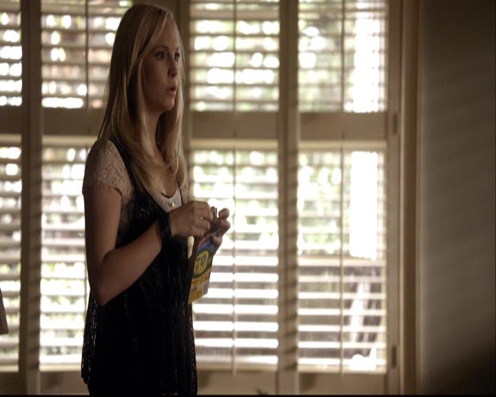 VampireDiariesWorld-dot-org_2x04MemoryLane1209.jpg