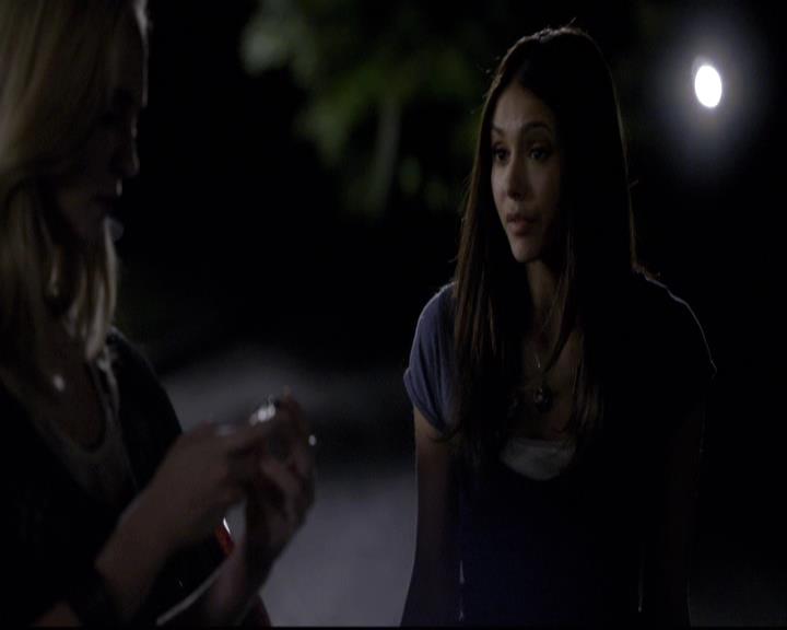 VampireDiariesWorld-dot-org_2x04MemoryLane1501.jpg