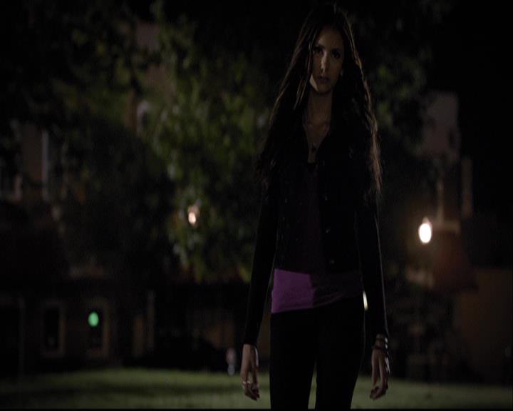 VampireDiariesWorld-dot-org_2x04MemoryLane2174.jpg