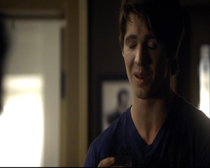 VampireDiariesWorld-dot-org_2x05KillOrBeKilled1204.jpg