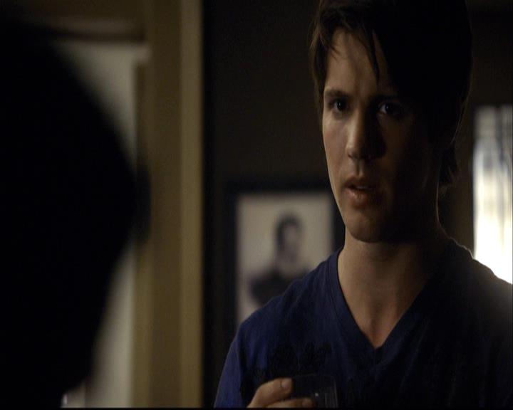 VampireDiariesWorld-dot-org_2x05KillOrBeKilled1221.jpg