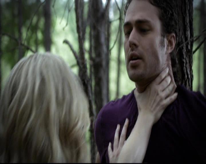 VampireDiariesWorld-dot-org_2x05KillOrBeKilled1325.jpg