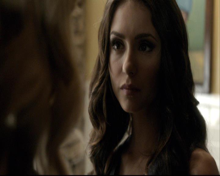 VampireDiariesWorld-dot-org_2x07Masquerade0078.jpg