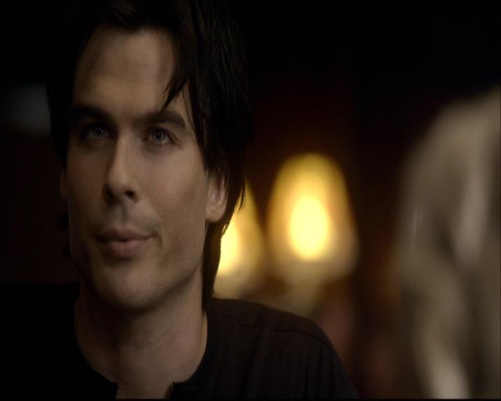 VampireDiariesWorld-dot-org_2x07Masquerade0086.jpg