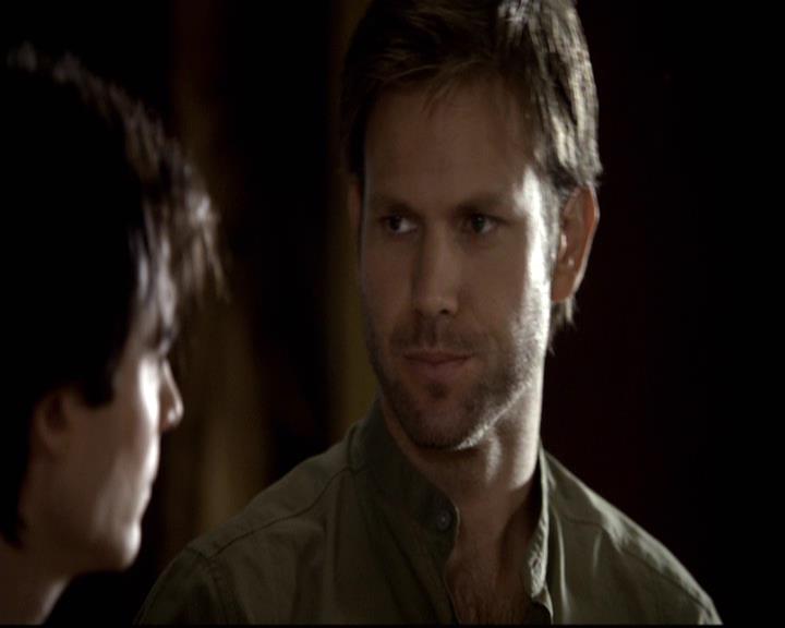VampireDiariesWorld-dot-org_2x07Masquerade0270.jpg