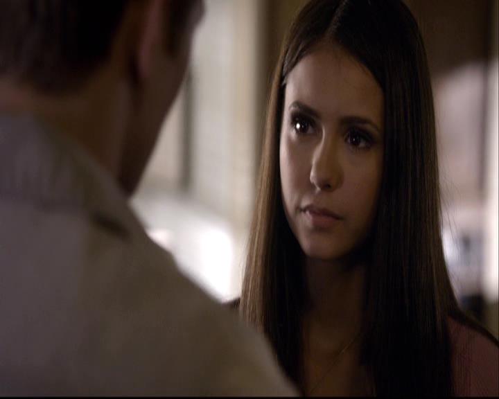VampireDiariesWorld-dot-org_2x07Masquerade0396.jpg