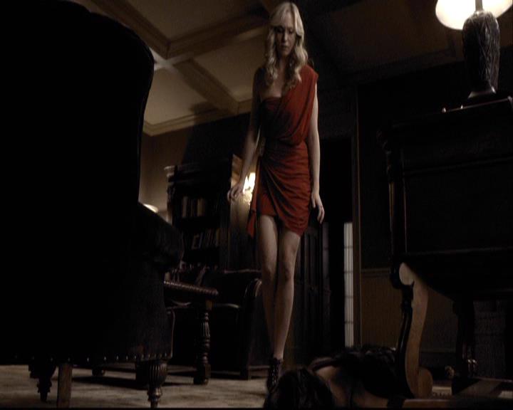 VampireDiariesWorld-dot-org_2x07Masquerade1567.jpg
