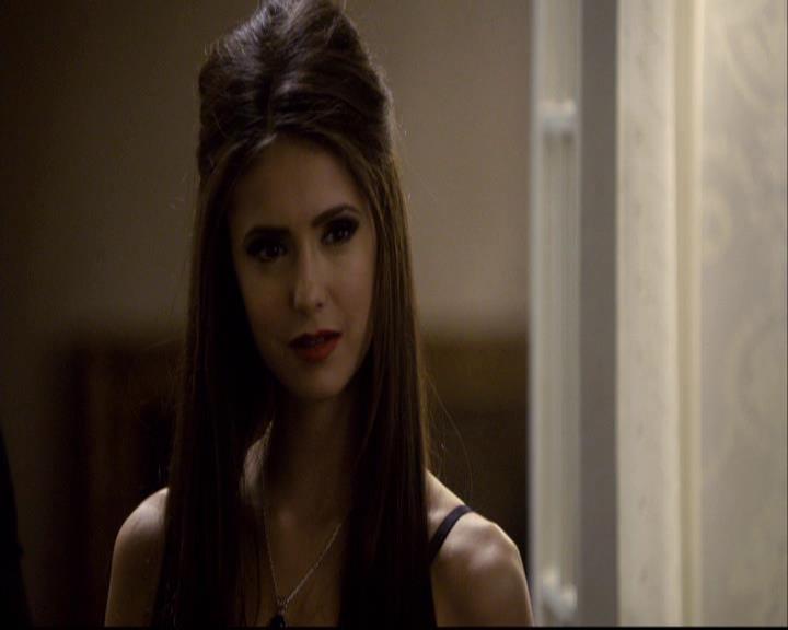 VampireDiariesWorld-dot-org_2x07Masquerade1636.jpg