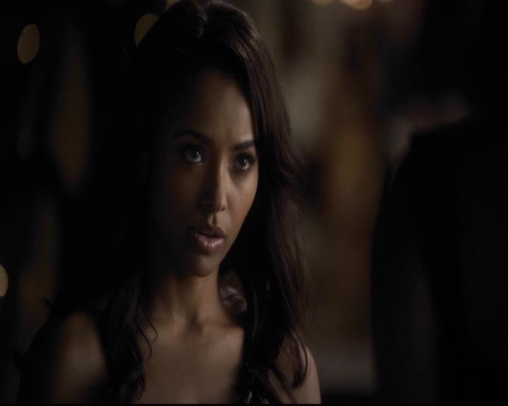VampireDiariesWorld-dot-org_2x07Masquerade1955.jpg