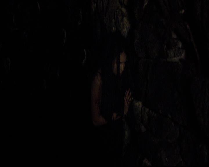 VampireDiariesWorld-dot-org_2x07Masquerade2162.jpg