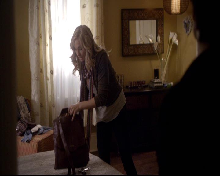 VampireDiariesWorld-dot-org_2x08Rose0172.jpg
