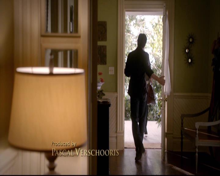 VampireDiariesWorld-dot-org_2x08Rose0207.jpg