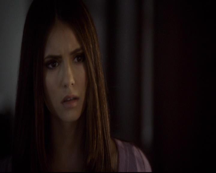 VampireDiariesWorld-dot-org_2x08Rose0880.jpg