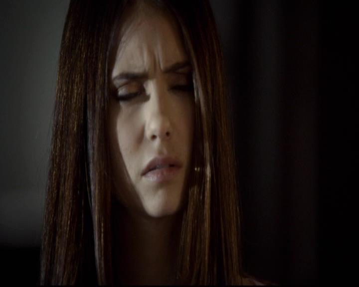 VampireDiariesWorld-dot-org_2x08Rose0884.jpg