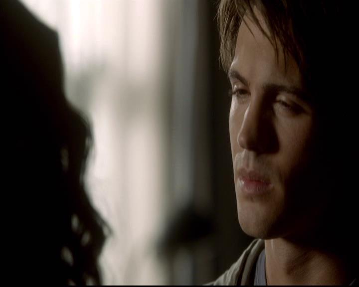 VampireDiariesWorld-dot-org_2x08Rose1165.jpg