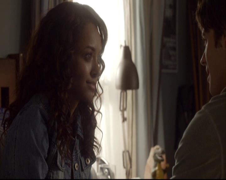 VampireDiariesWorld-dot-org_2x08Rose1179.jpg