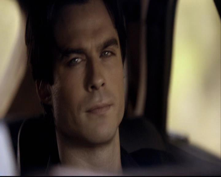 VampireDiariesWorld-dot-org_2x08Rose1273.jpg