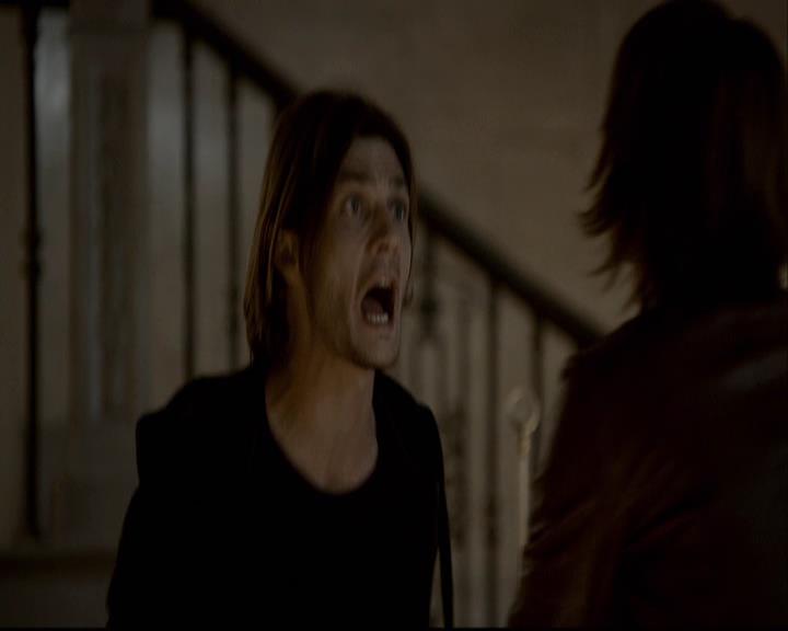 VampireDiariesWorld-dot-org_2x08Rose1300.jpg