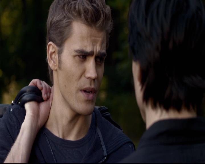 VampireDiariesWorld-dot-org_2x08Rose1496.jpg