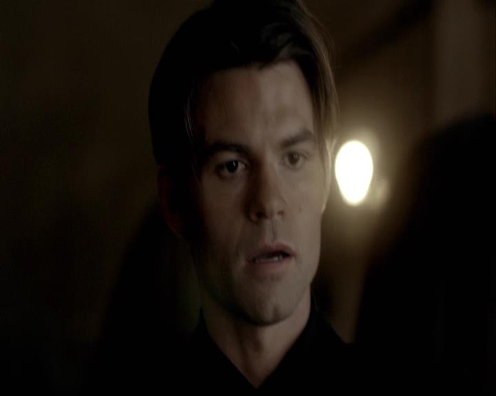 VampireDiariesWorld-dot-org_2x08Rose1576.jpg