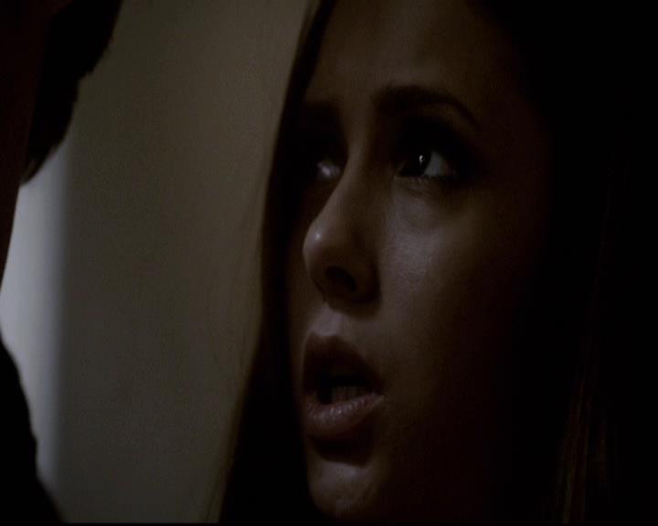 VampireDiariesWorld-dot-org_2x08Rose1674.jpg