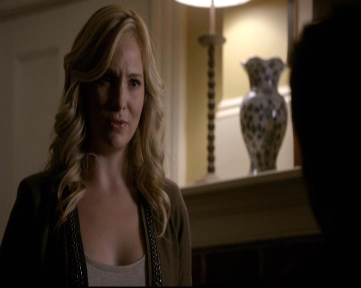 VampireDiariesWorld-dot-org_2x08Rose1960.jpg