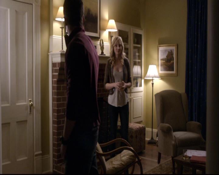 VampireDiariesWorld-dot-org_2x08Rose1970.jpg