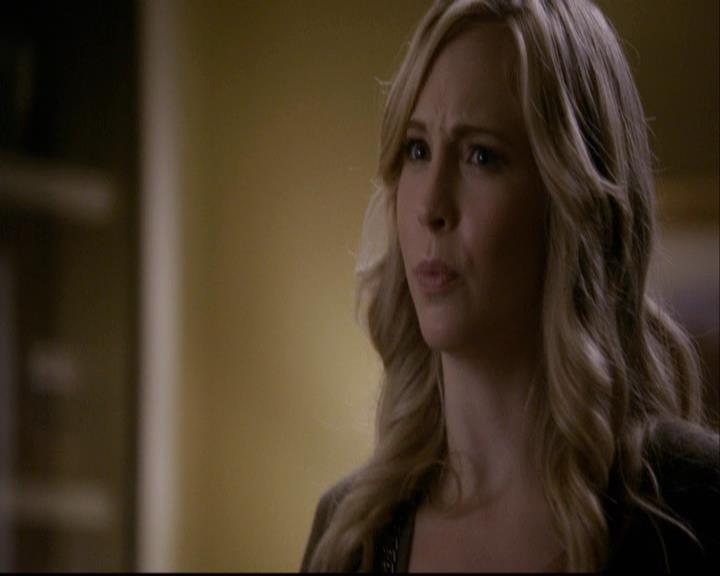 VampireDiariesWorld-dot-org_2x08Rose1975.jpg