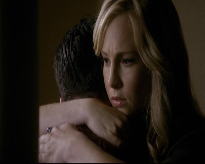 VampireDiariesWorld-dot-org_2x08Rose2046.jpg