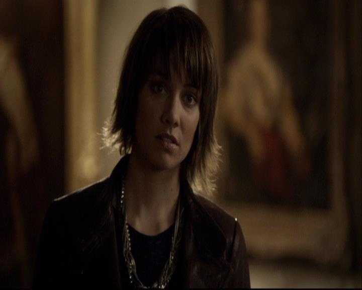 VampireDiariesWorld-dot-org_2x08Rose2084.jpg