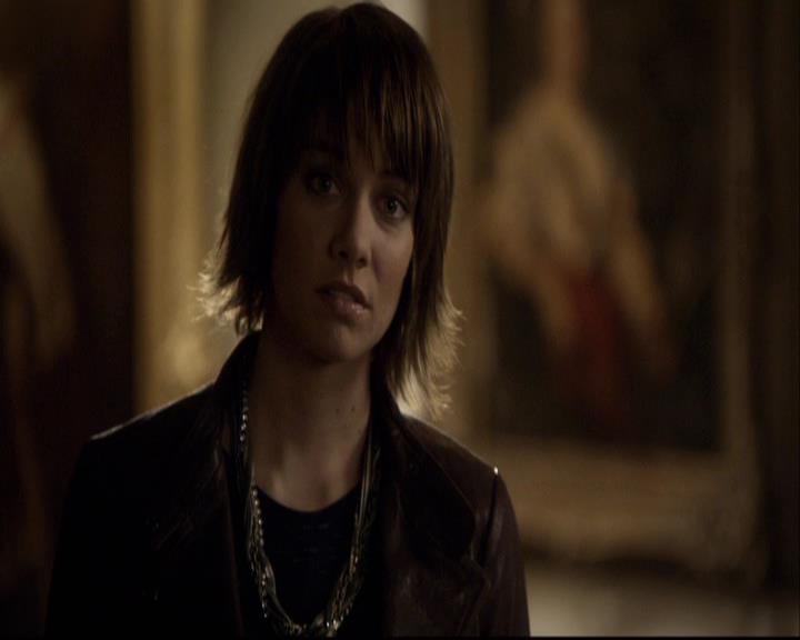 VampireDiariesWorld-dot-org_2x08Rose2086.jpg