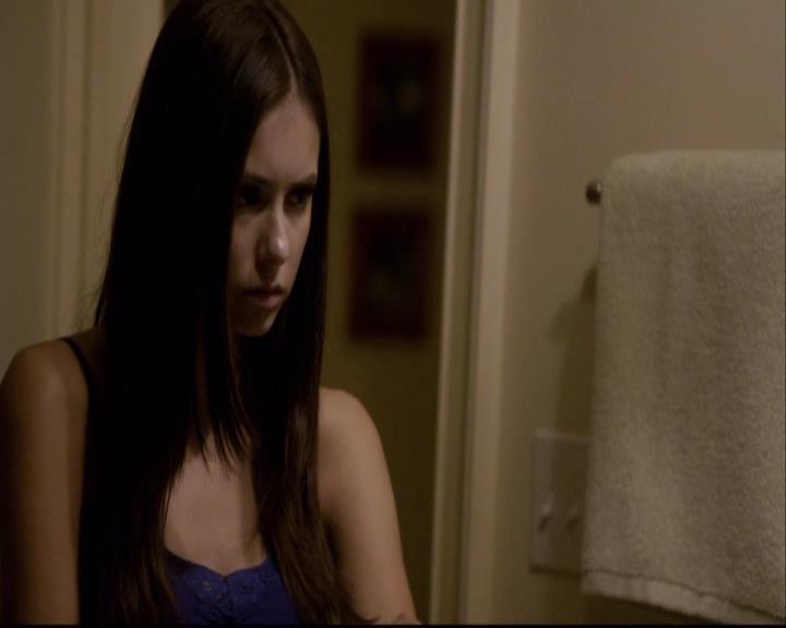 VampireDiariesWorld-dot-org_2x08Rose2126.jpg