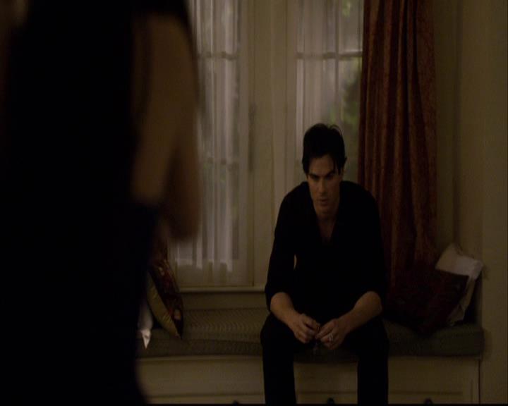 VampireDiariesWorld-dot-org_2x08Rose2134.jpg
