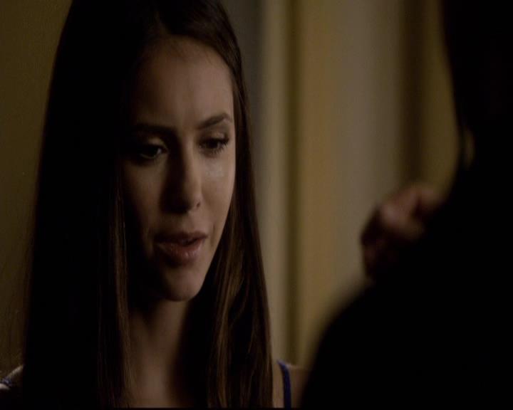 VampireDiariesWorld-dot-org_2x08Rose2149.jpg