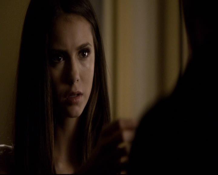 VampireDiariesWorld-dot-org_2x08Rose2151.jpg