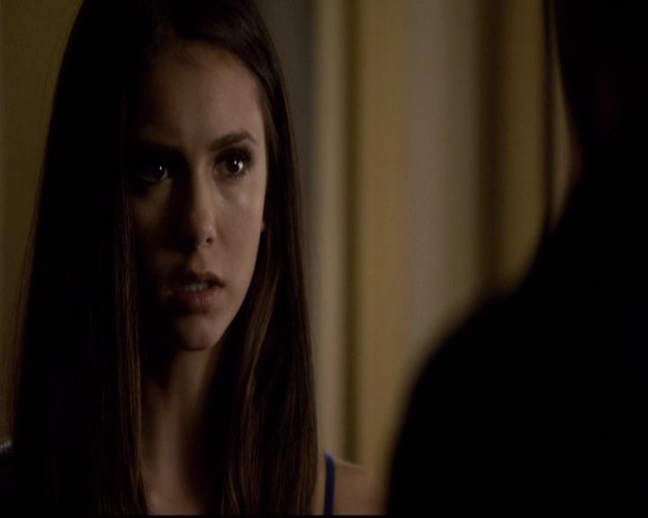 VampireDiariesWorld-dot-org_2x08Rose2154.jpg