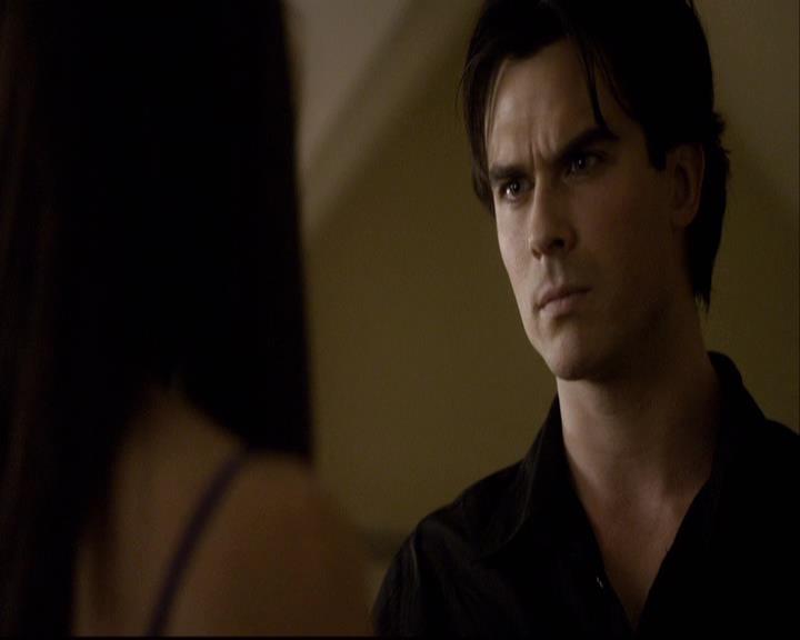 VampireDiariesWorld-dot-org_2x08Rose2164.jpg