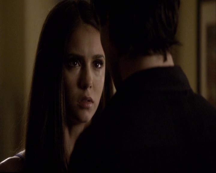 VampireDiariesWorld-dot-org_2x08Rose2174.jpg