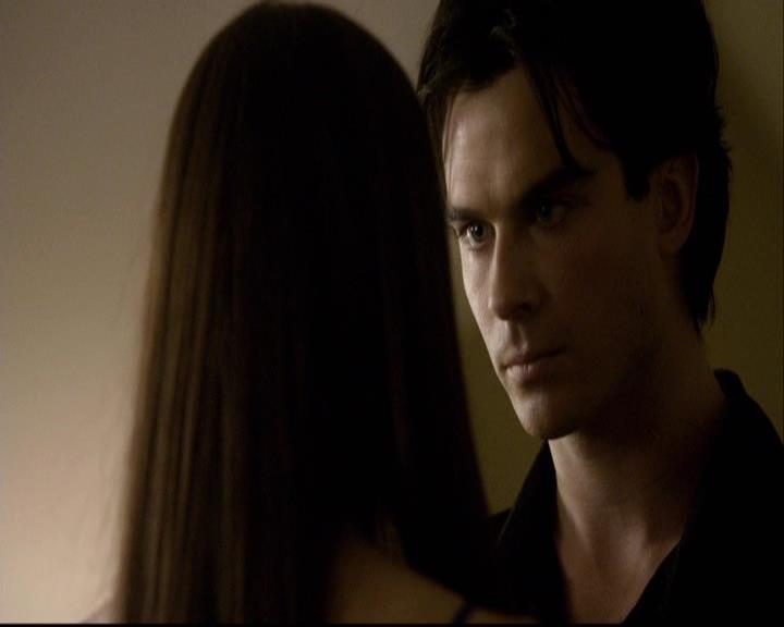 VampireDiariesWorld-dot-org_2x08Rose2175.jpg