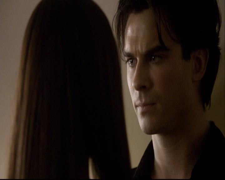 VampireDiariesWorld-dot-org_2x08Rose2192.jpg