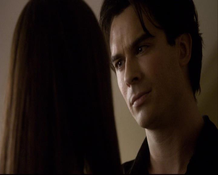 VampireDiariesWorld-dot-org_2x08Rose2196.jpg