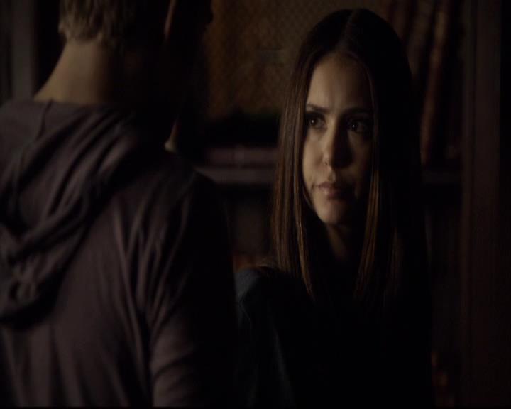 VampireDiariesWorld-dot-org_2x09Katerine0160.jpg