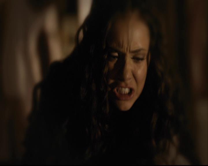 VampireDiariesWorld-dot-org_2x09Katerine1804.jpg