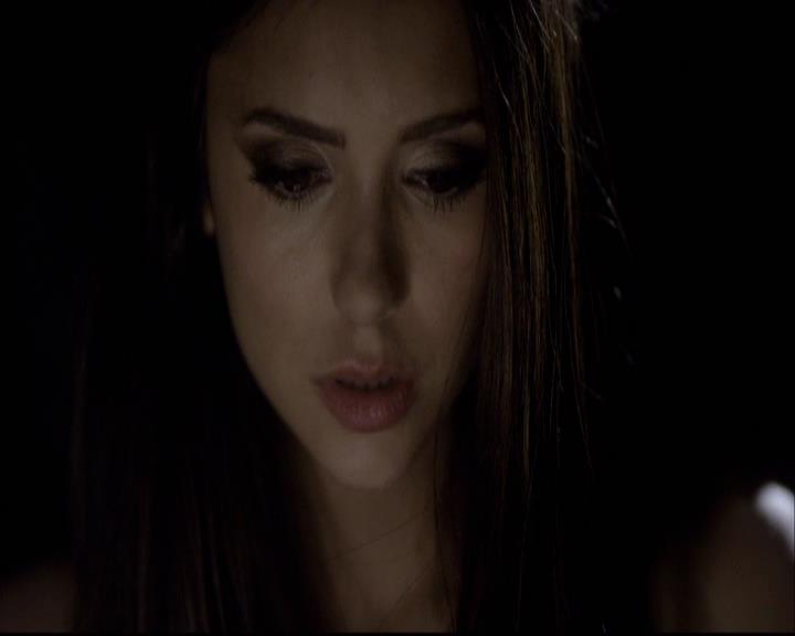 VampireDiariesWorld-dot-org_2x09Katerine2110.jpg