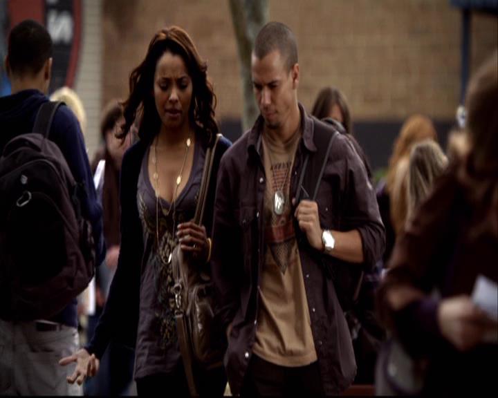 VampireDiariesWorld-dot-org_2x10TheSacrifce0309.jpg